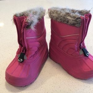 Size 6 snow boots